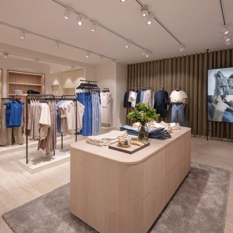 Comma Store