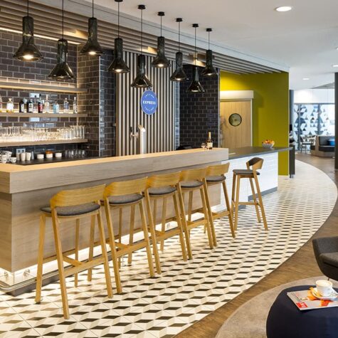 Holiday Inn Express
